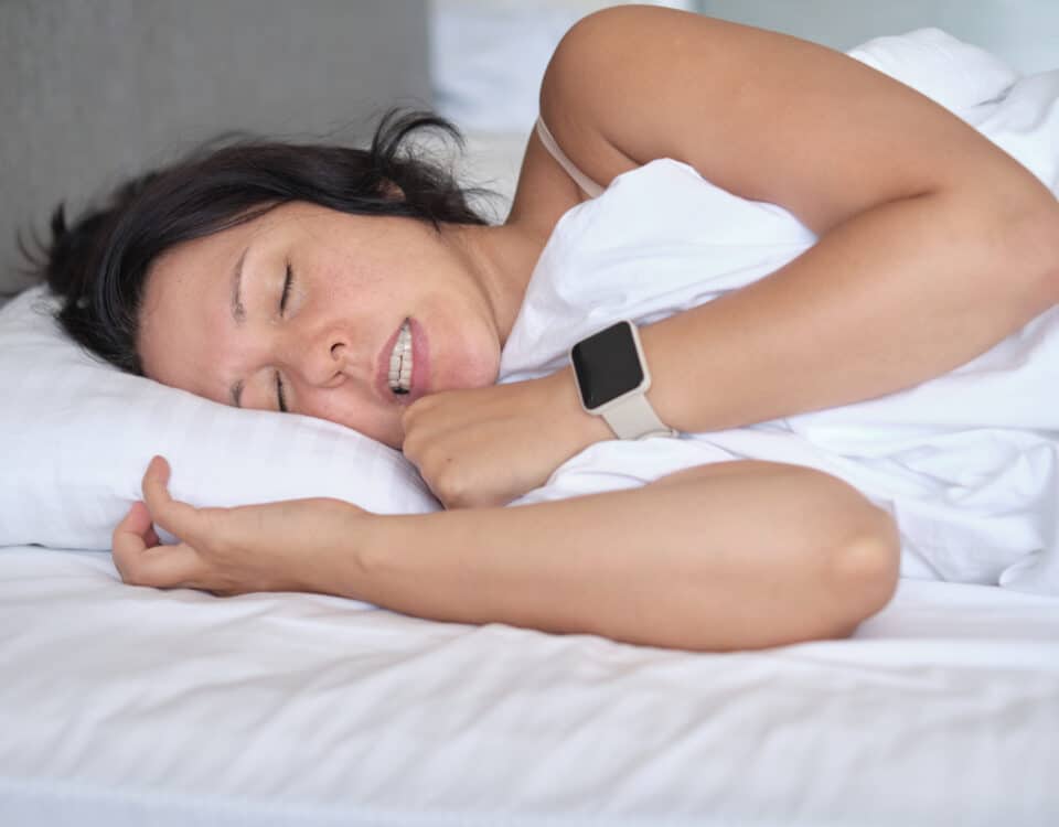 10-telltale-signs-you-should-be-wearing-a-nightguard