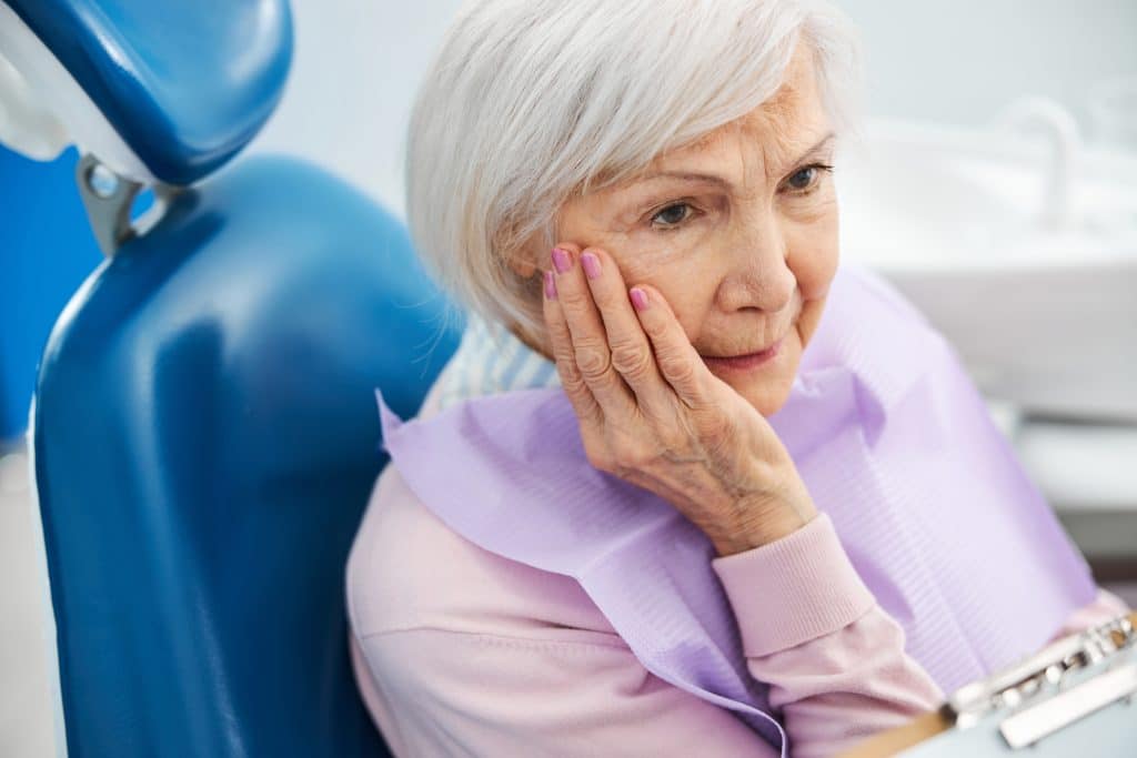 5-oral-cancer-signs-to-watch-out-for