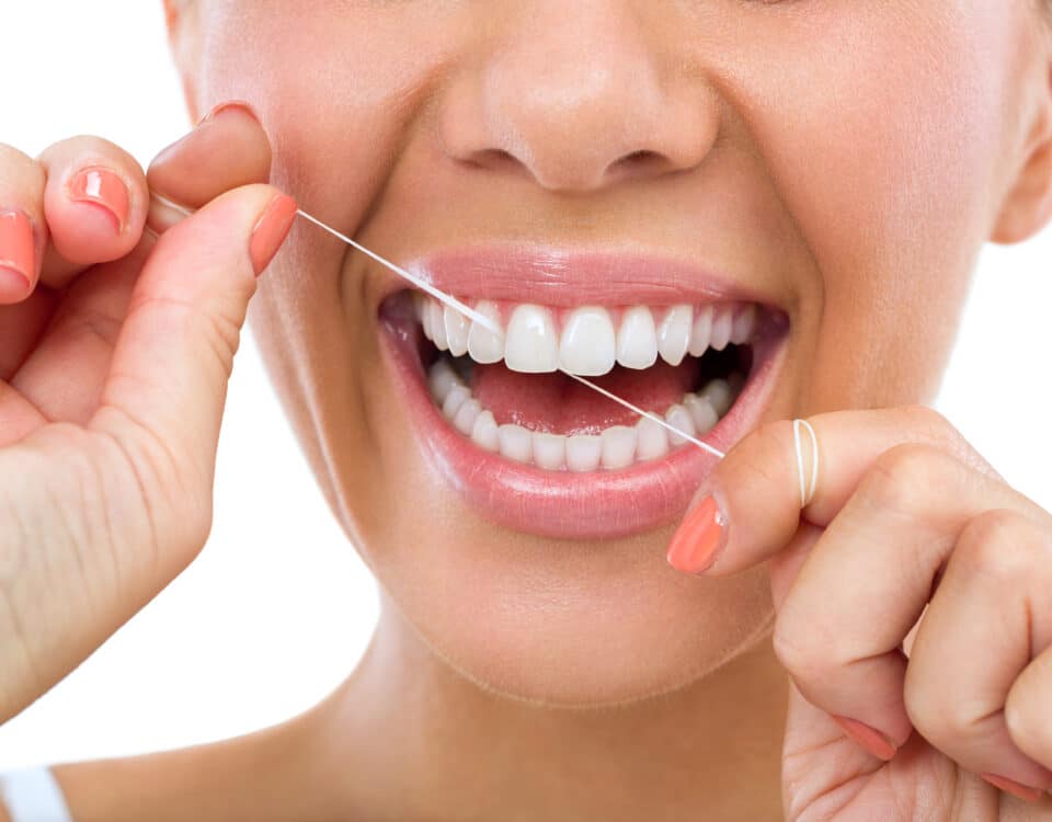 5-reasons-why-you-should-never-skip-flossing