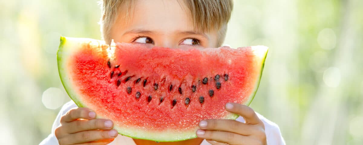 celebrate-dental-smiles-month-with-healthy-summer-smiles