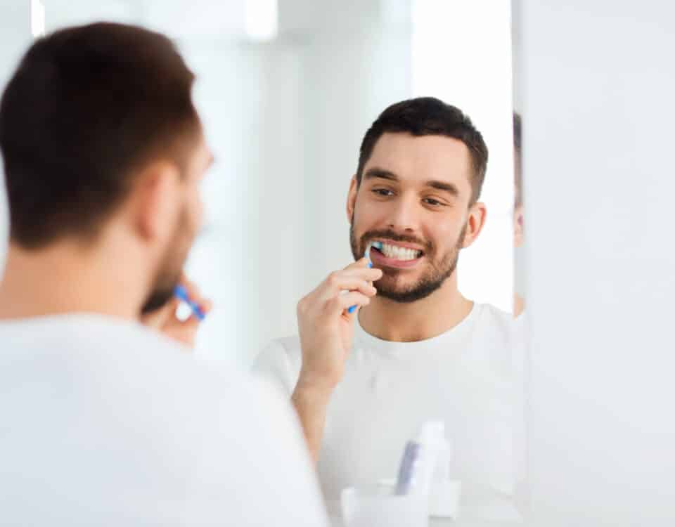 common-dental-problems-caring-for-them-at-home