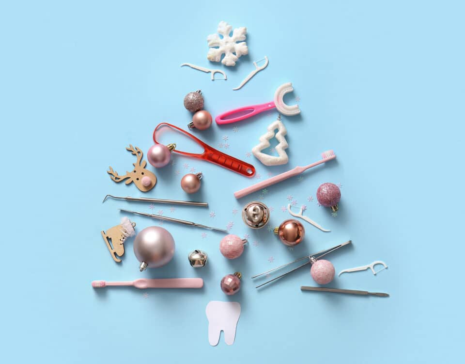 fight-off-bad-breath-during-the-holidays-with-these-essential-tips