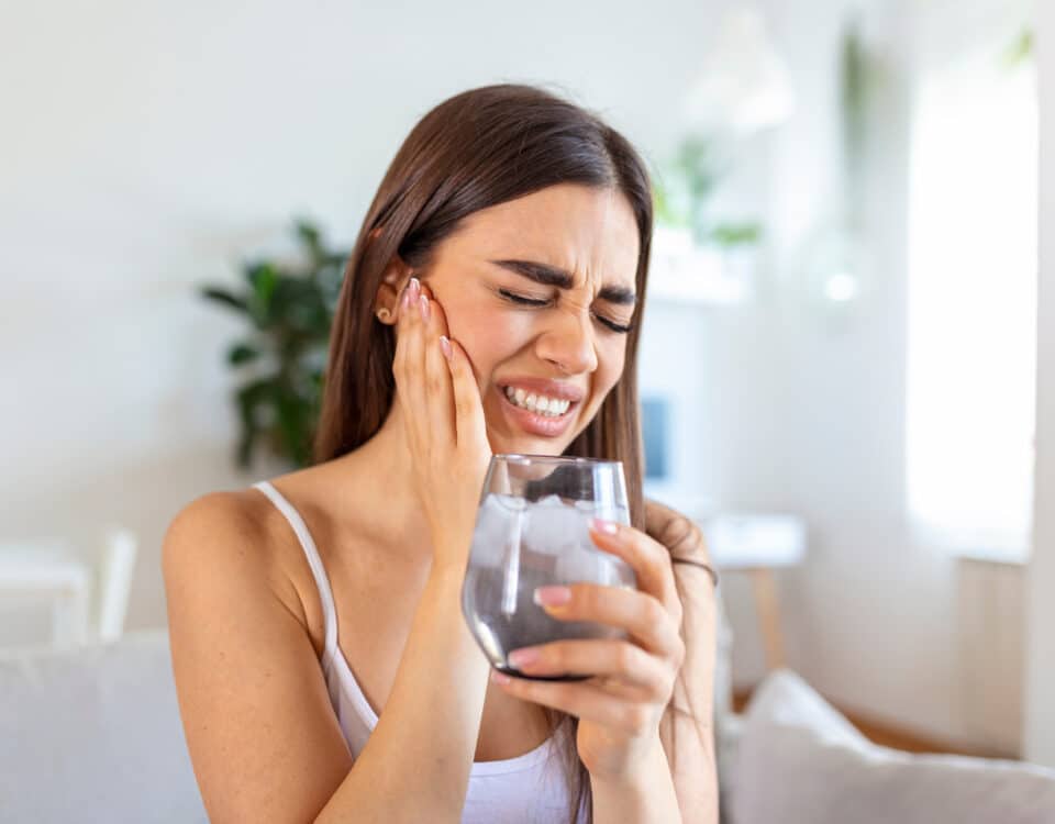 how-to-manage-tooth-sensitivity