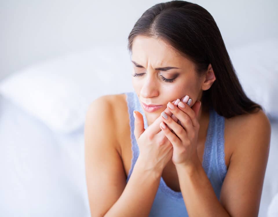 put-an-end-to-tooth-sensitivity-solutions-for-sensitive-teeth