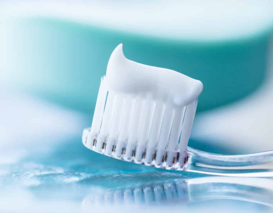 the-role-of-toothpaste-choosing-the-right-one